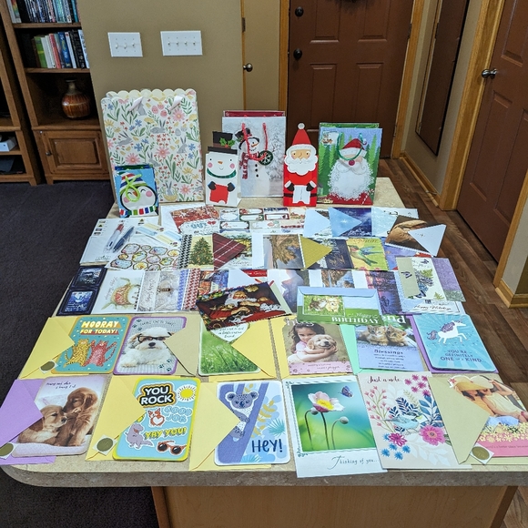 Greeting cards, envelopes lot - Picture 12 of 15